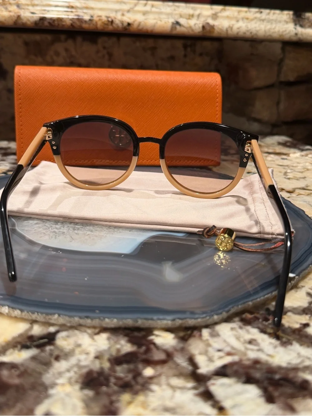 Tory Burch Two-Tone Black & Beige Round Sunglasses with Orange Case NWOT